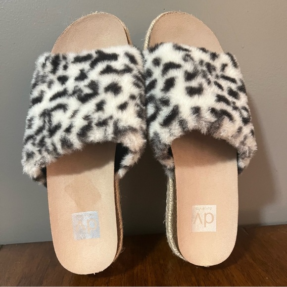 Dolce Vita Leopard Print Faux Fur Platform Sandals women’s size 8. - Picture 9 of 13